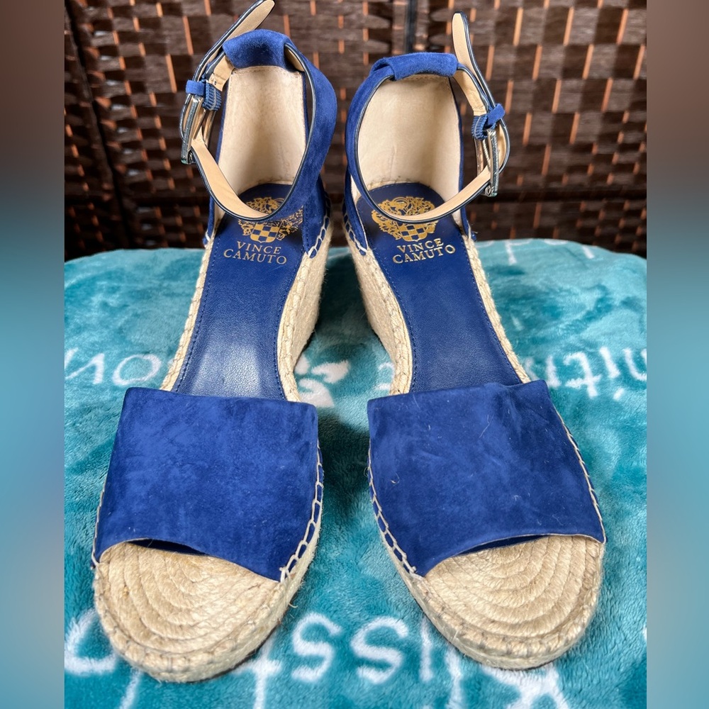 NEVER WORN!! Royal Blue suede VINCE CAMUTO Felyn Espadrille Wedge Sandal - NWOB